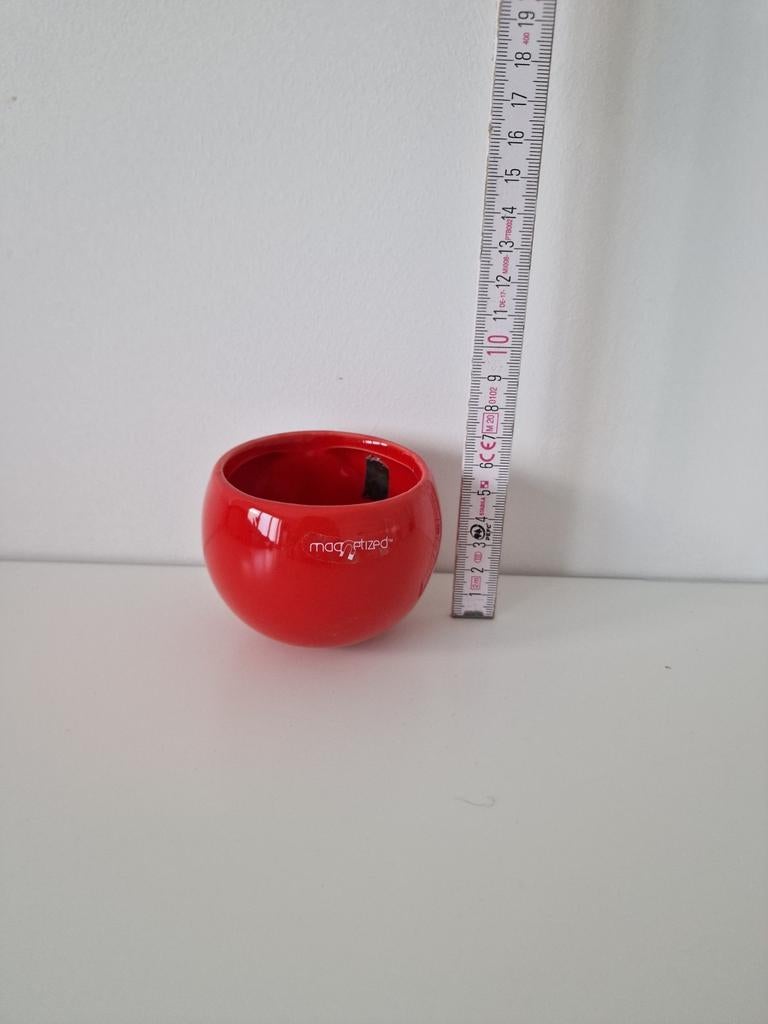 Aimant pour pot de fleurs, Enlèvement, Utilisé, Rouge