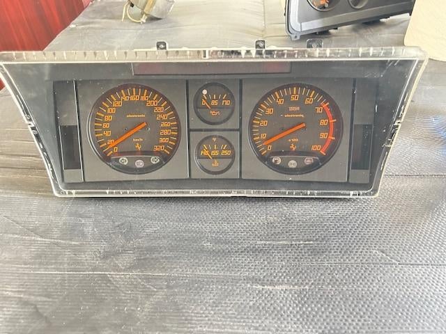 Compteur Ferrari Testarossa, Enlèvement, Utilisé, Ferrari