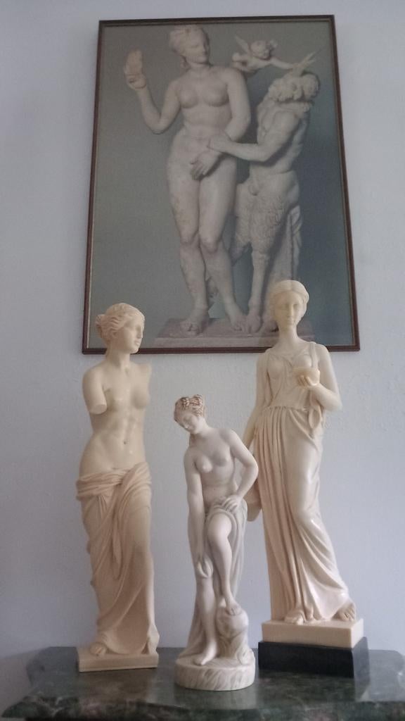 Griekse kunst Aphrodite,Pan en Eros ( zie omschrijving ), Ophalen