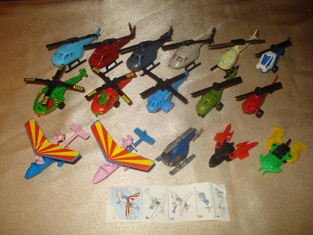KINDER Lot d'Anciennes Séries Avions et Hélicos 1974 - 1992, Collections, Œufs à surprise, Comme neuf, Autres types, Enlèvement ou Envoi