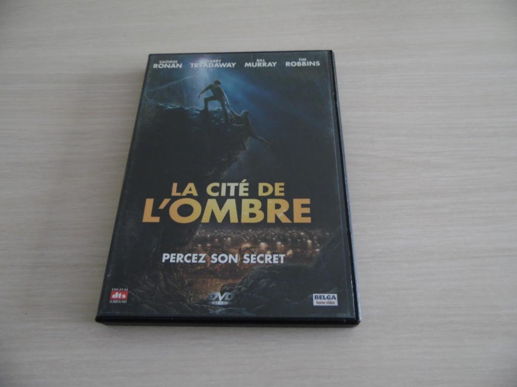 LA CITÉ DE L'OMBRE, À partir de 6 ans, Enlèvement ou Envoi, Comme neuf