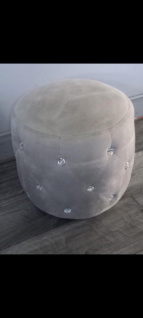 Pouf gris avec strass, Maison & Meubles, Enlèvement