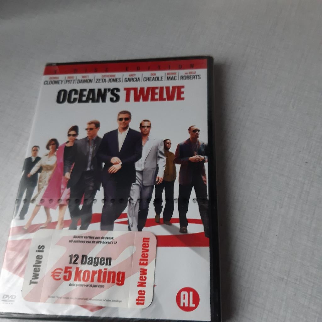 2 DVD et 3 cassettes vidéo, Enlèvement, Neuf, dans son emballage, Autres genres, Film