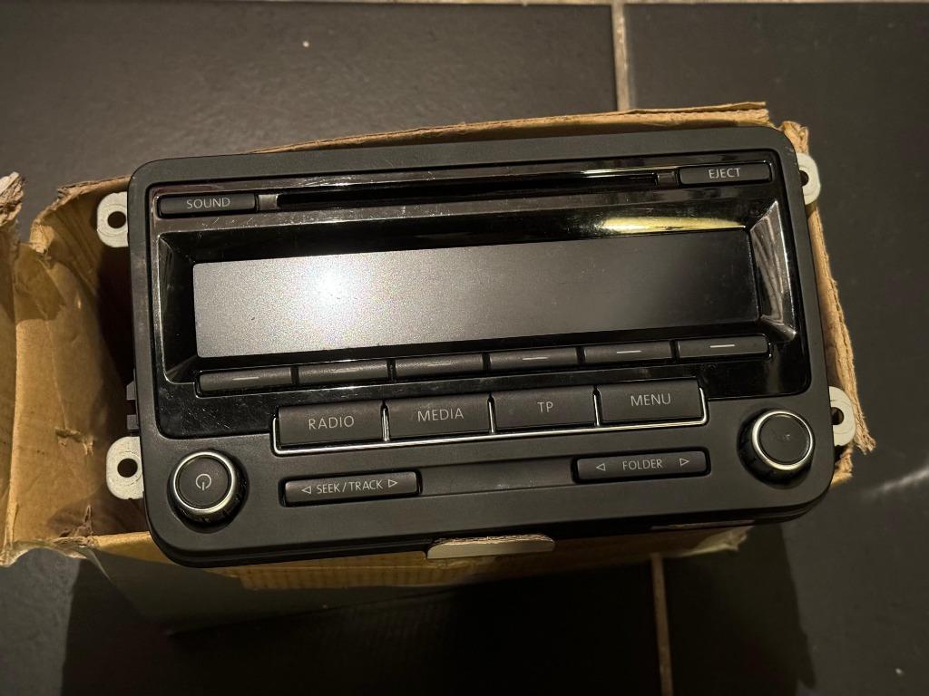 radio polo polo 5 6r vw 2009 à 2014 VW-5M0 035 186 J, Enlèvement ou Envoi, Utilisé, Volkswagen