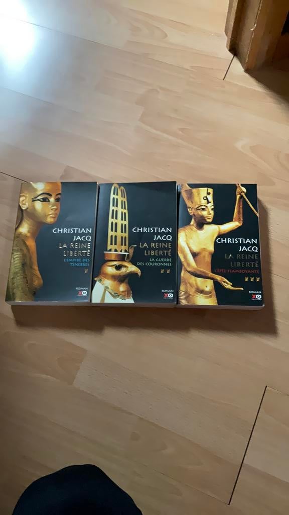 Christian Jacq, la reine liberté, trilogie, Livres, Enlèvement ou Envoi, Comme neuf
