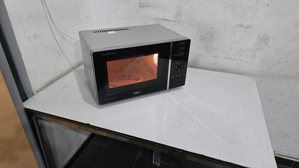 WHIRLPOOL MCP 341 SL ChefPlus MICROWAVE nieuwe prijs 200€
Mi, Elektronische apparatuur, Microgolfovens, Zo goed als nieuw, Microgolfoven
