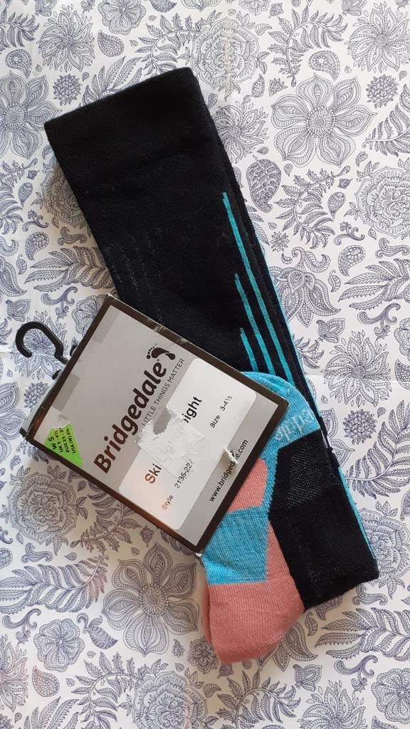 paire de chaussette de ski neuve pointure 35/37, Neuf, Autres marques, Enlèvement ou Envoi, Ski