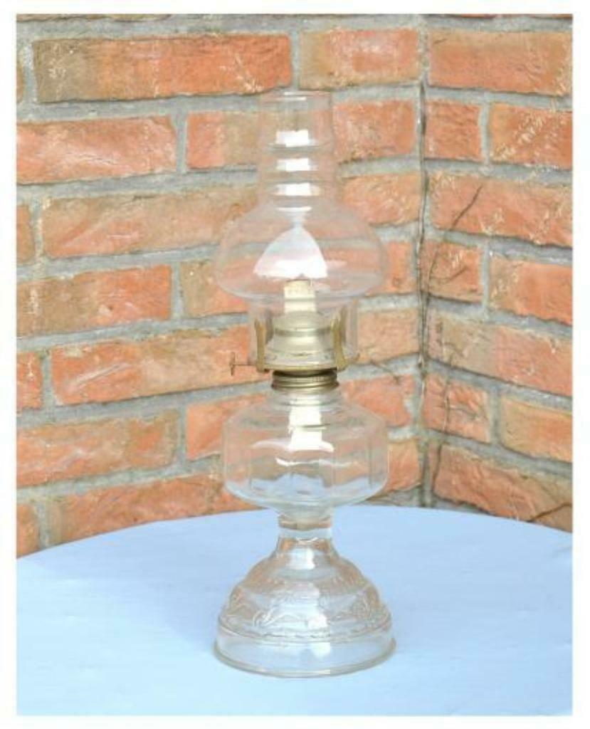 §lampe a petrole en verre moulé, Enlèvement ou Envoi