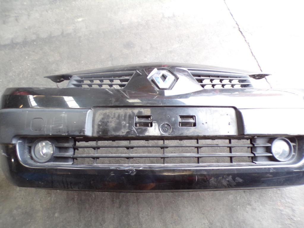 Pare choc avant Renault Megane II cc 2003-2005 LP/13707, Renault, Utilisé, Avant, Enlèvement ou Envoi