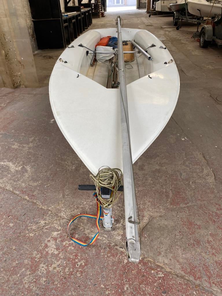 Zeilboot met strandtrailer, Watersport en Boten, Ophalen, Gebruikt, 3 tot 6 meter, Overige typen
