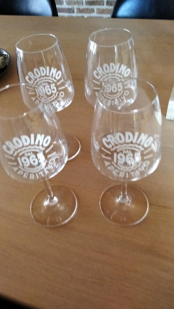 4 glazen Crodino nieuw, Verzamelen, Glas en Drinkglazen, Ophalen of Verzenden