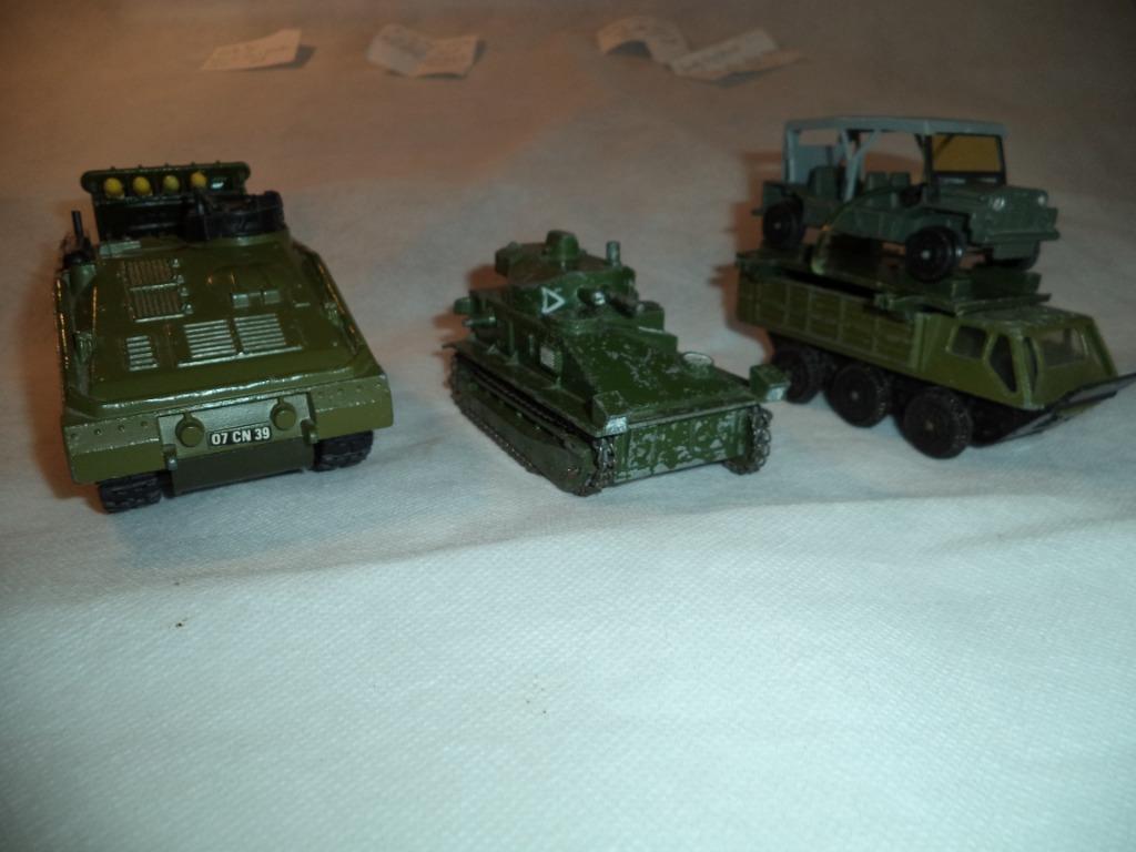 Dinky Toys 691-H, 682, 601, 151a, Enlèvement ou Envoi