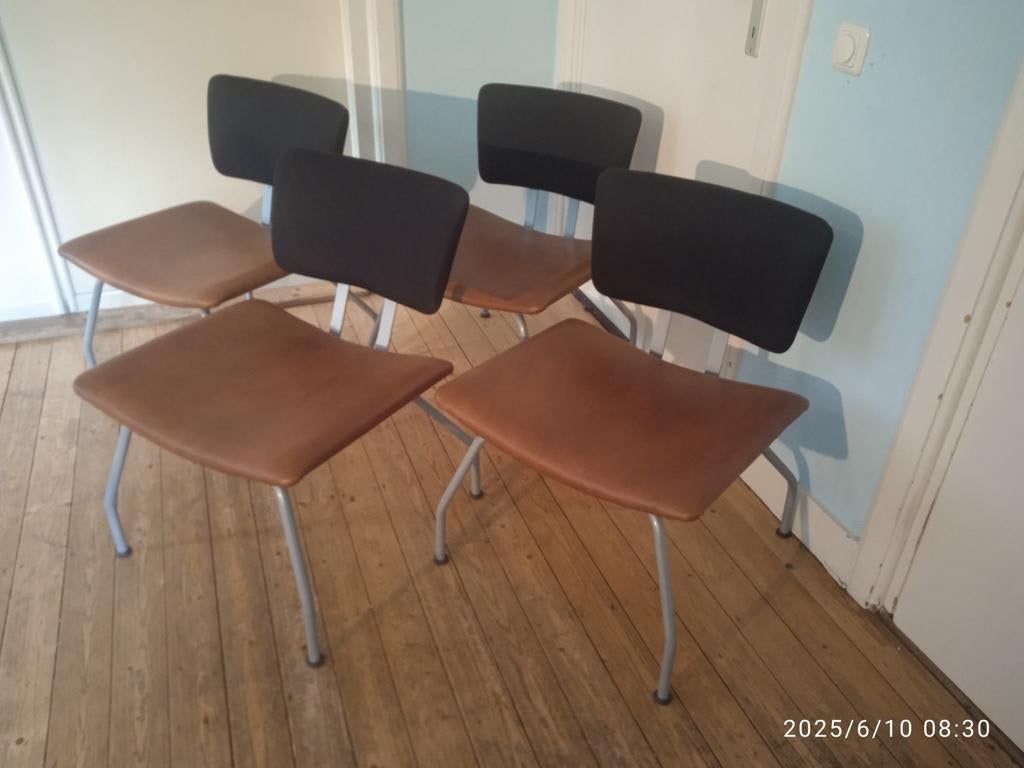 4 KFF look a like stoelen Beige Zwart jaren 80, Huis en Inrichting, Ophalen, Zo goed als nieuw, Beige