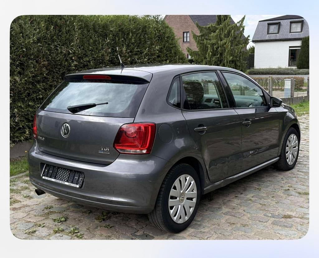 Volkswagen polo 6r, Auto's, Volkswagen, Voorwielaandrijving, Euro 5, Zwart, 5 deurs