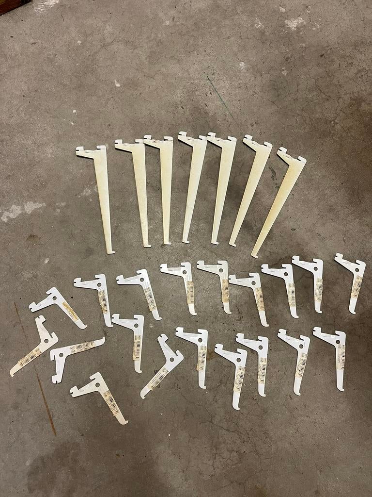 Lot metalen  plankdragers., Ophalen of Verzenden