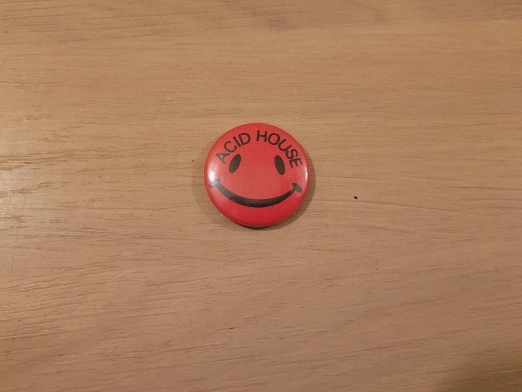 Vintage Acid New Beat en Acid House op zak, Verzamelen, Ophalen of Verzenden, Zo goed als nieuw, Button
