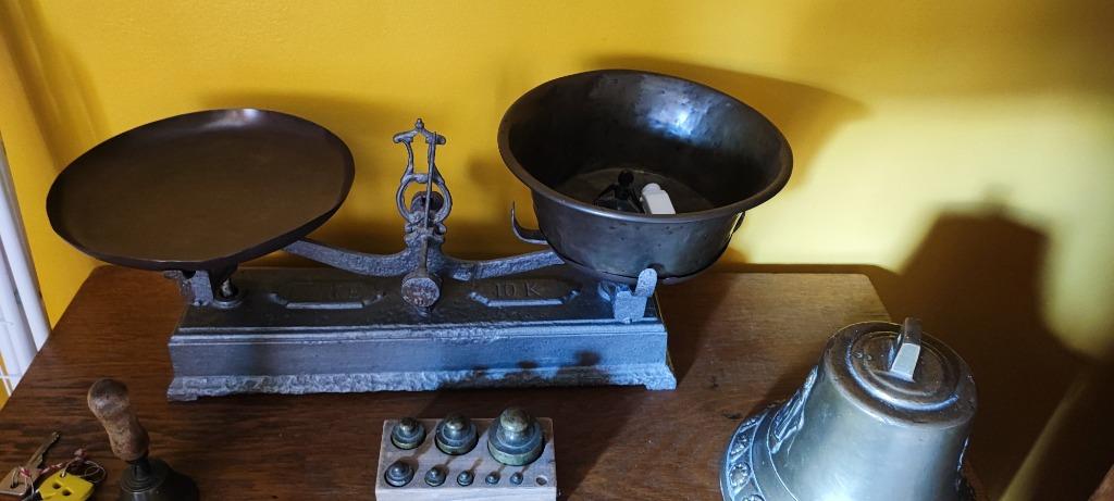Ancienne balance, Antiquités & Art, Enlèvement, Cuivre