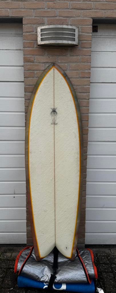 Handshaped Fish Surfboard 5’9 - La Cigale Surfboards, Sports nautiques & Bateaux, Planche à voile sur vague, Enlèvement, Comme neuf