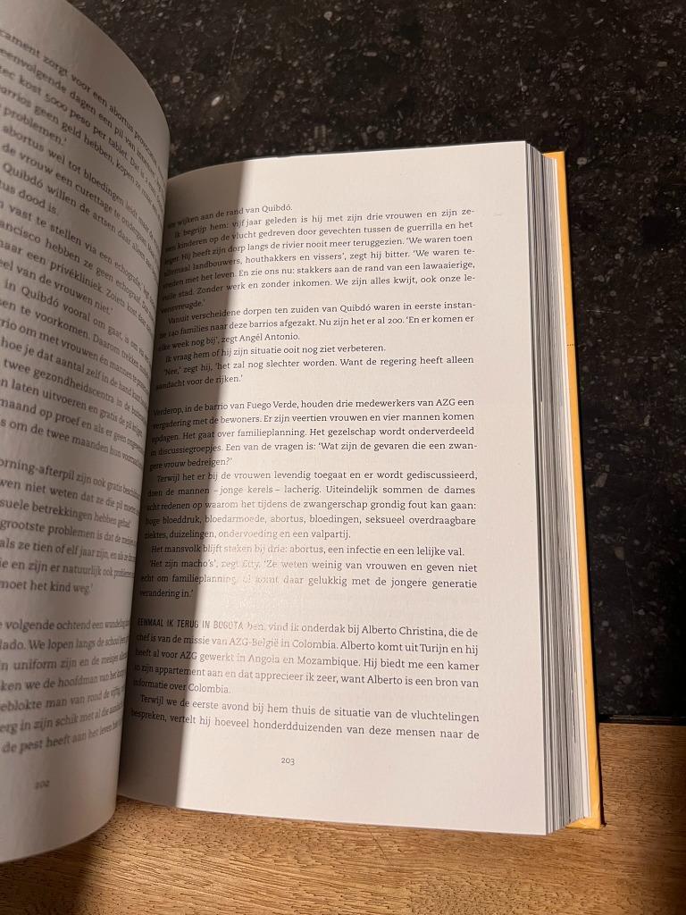 Op reis naar nergens - Marc Helsen, Livres, Récits de voyage, Enlèvement ou Envoi, Comme neuf, Marc Helsen, Amérique centrale