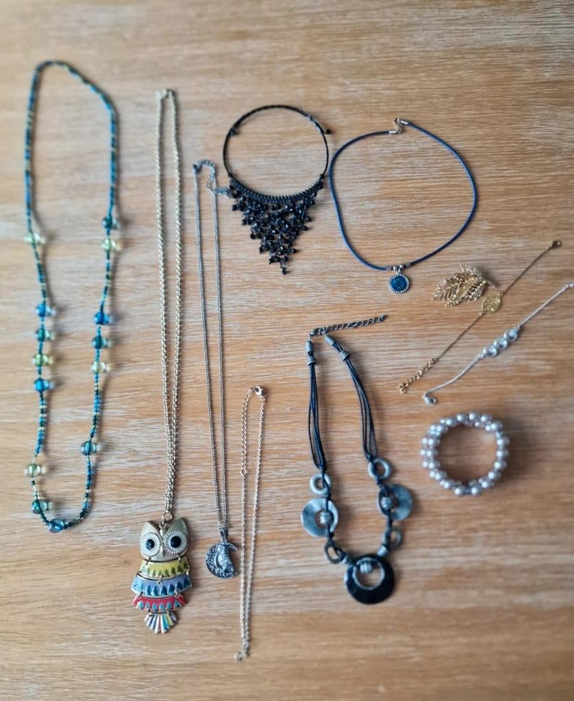 Lot juwelen ketting , armband, oorbellen, Handtassen en Accessoires, Kettingen, Ophalen, Zo goed als nieuw, Overige materialen