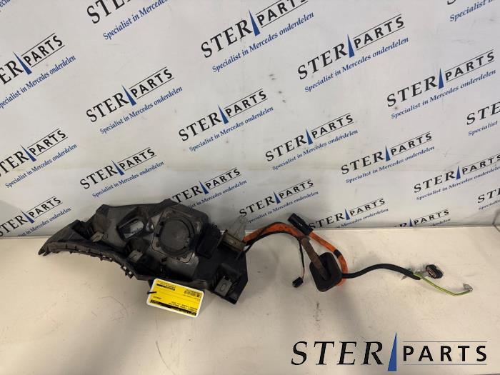 Port de chargement voiture électrique d'un Mercedes C-Klass, 3 mois de garantie, Utilisé, -, -