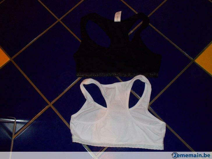 lot de 2 brassières fille 134/140 neuves, Neuf, Fille, Vêtements de nuit ou Sous-vêtements