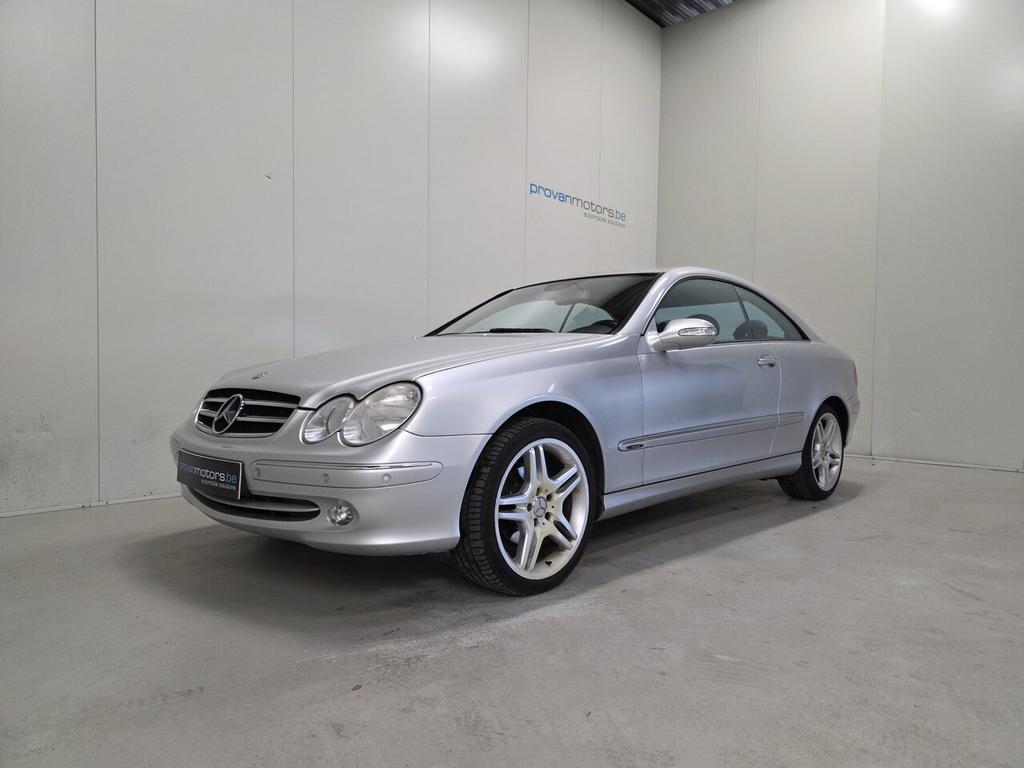 Mercedes-Benz CLK 200 Benzine Autom. - GPS - Goede Staat!, 4 zetels, Zwart, 4 cilinders, 0 kg