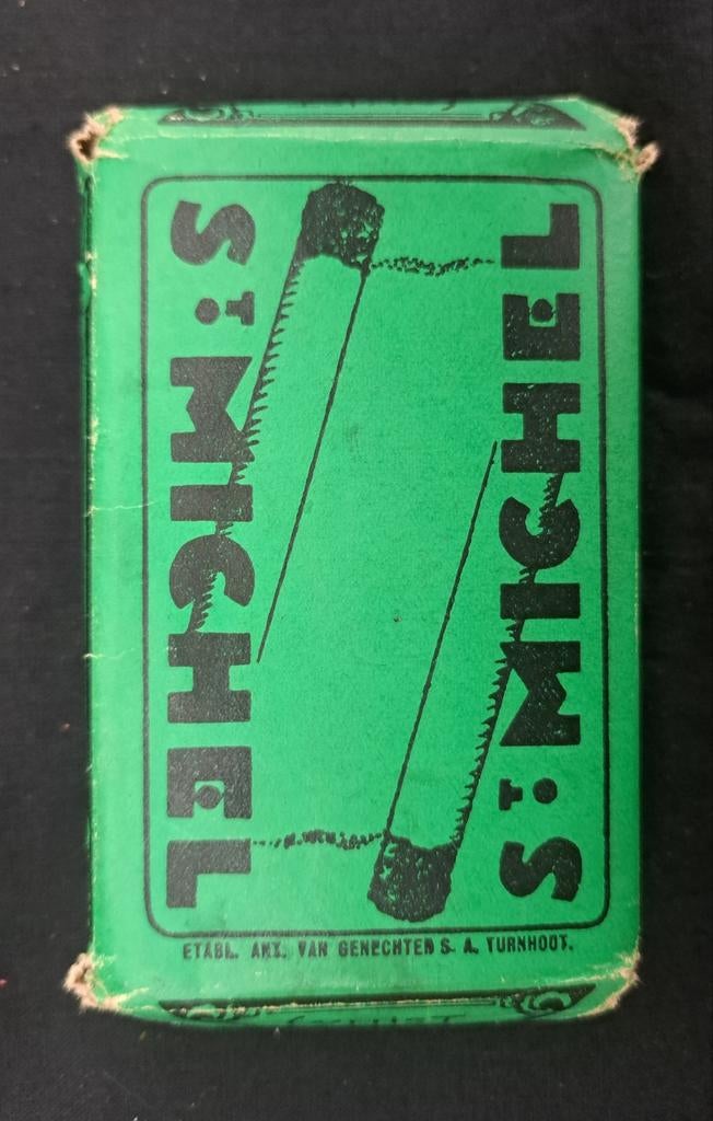 Très ancien jeu de cartes cigarettes St Michel