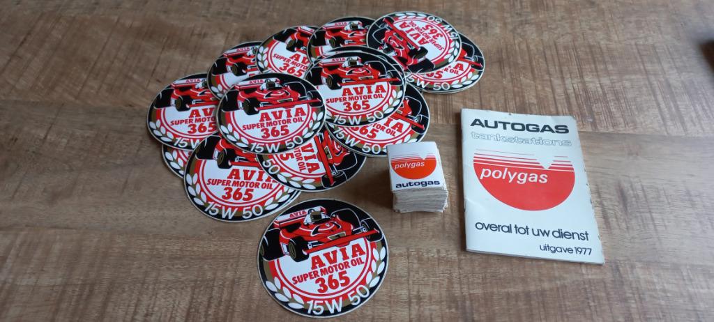 Stickers AVIA motor olie Polygas, Timmermans olie, Verzamelen, Ophalen of Verzenden, Nieuw, Auto of Motor