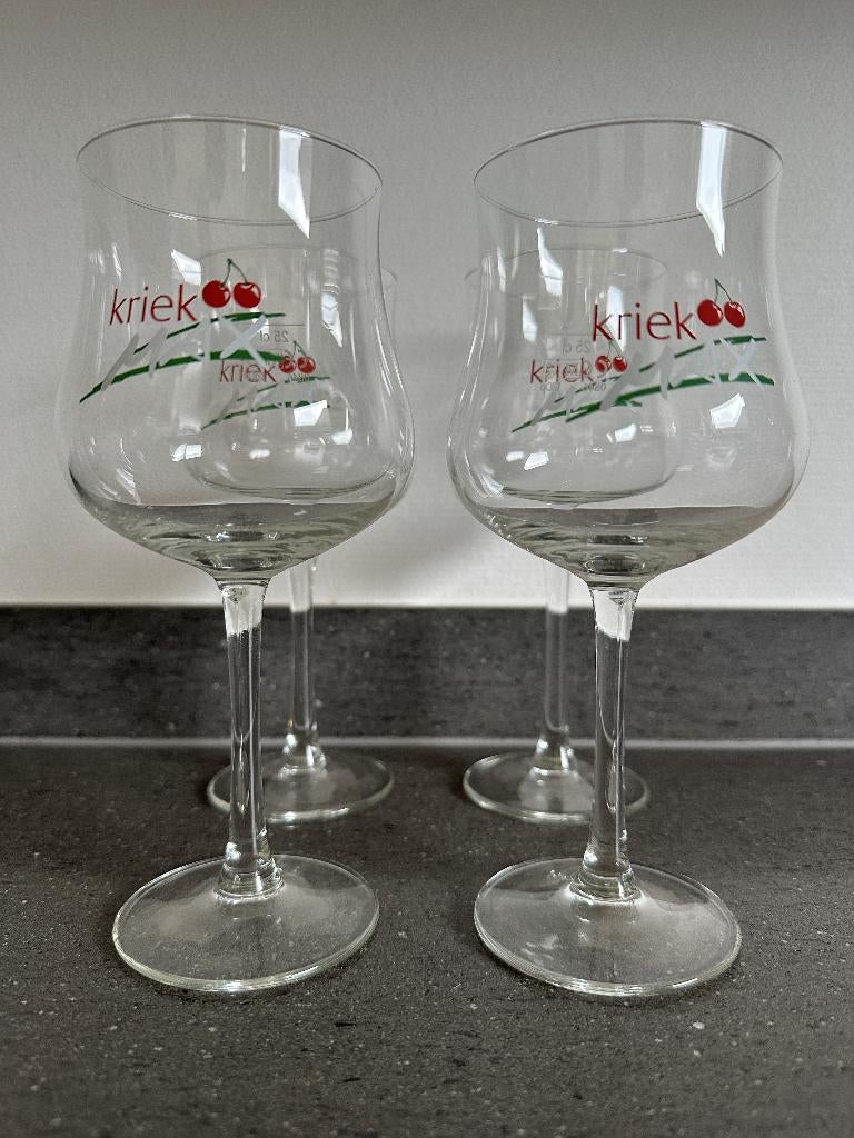 Lot van 4 Kriek Max glazen, Ophalen, Zo goed als nieuw, Bierglas