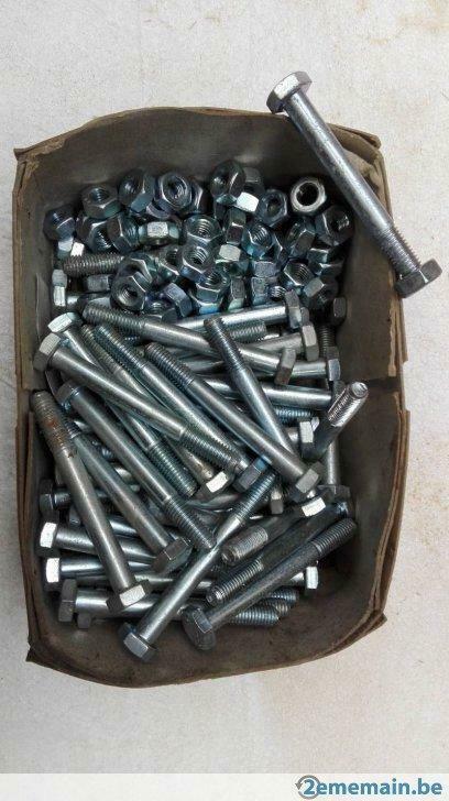 79 Boulons tête carré zingué Ø 10x90 mm avec écrous (lots2), Enlèvement ou Envoi, Neuf