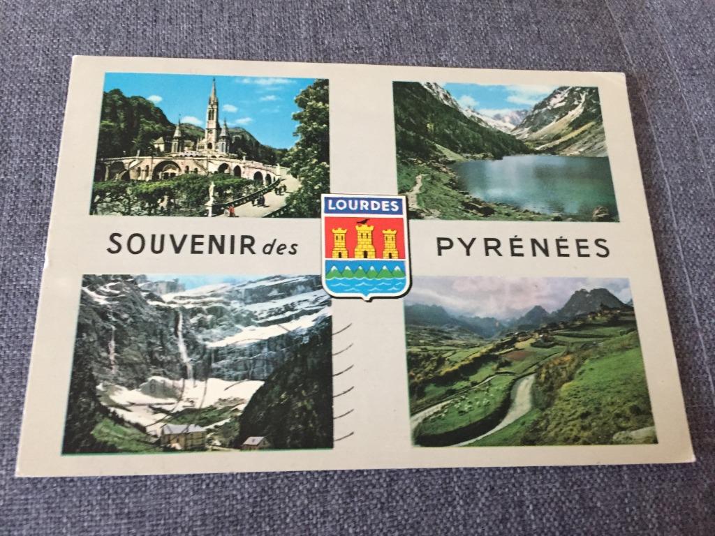 Oude postkaart Souvenier des Pyrénees Frankrijk, Enlèvement ou Envoi, 1980 à nos jours, Affranchie, France