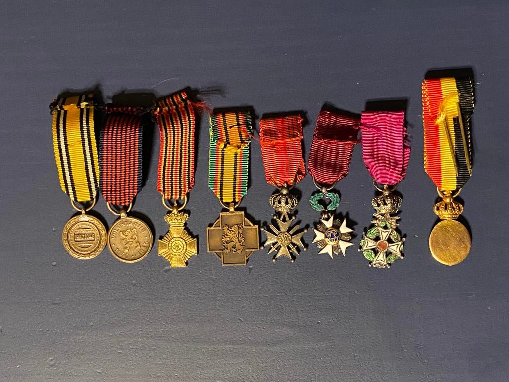 8 kleine medailles uit de Tweede Wereldoorlog, enz., Verzamelen, Ophalen of Verzenden