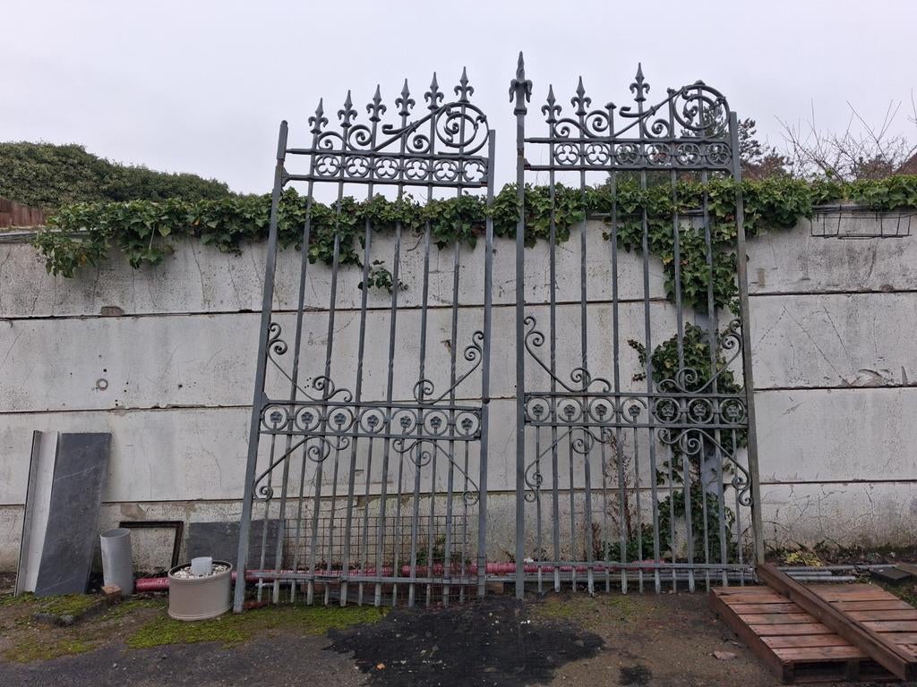 Mooie kasteelpoort, Ophalen