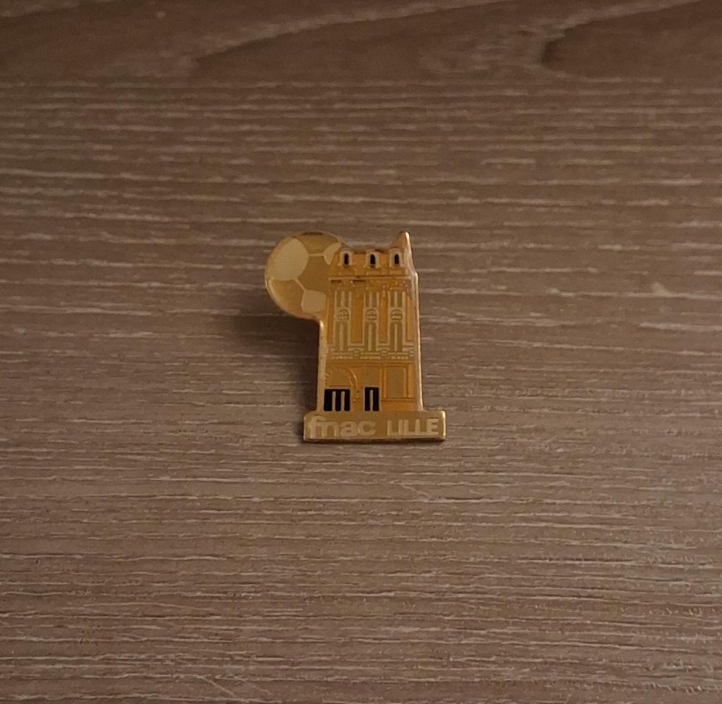 PIN - FNAC - LILLE, Envoi, Utilisé, Autres sujets/thèmes, Insigne ou Pin's