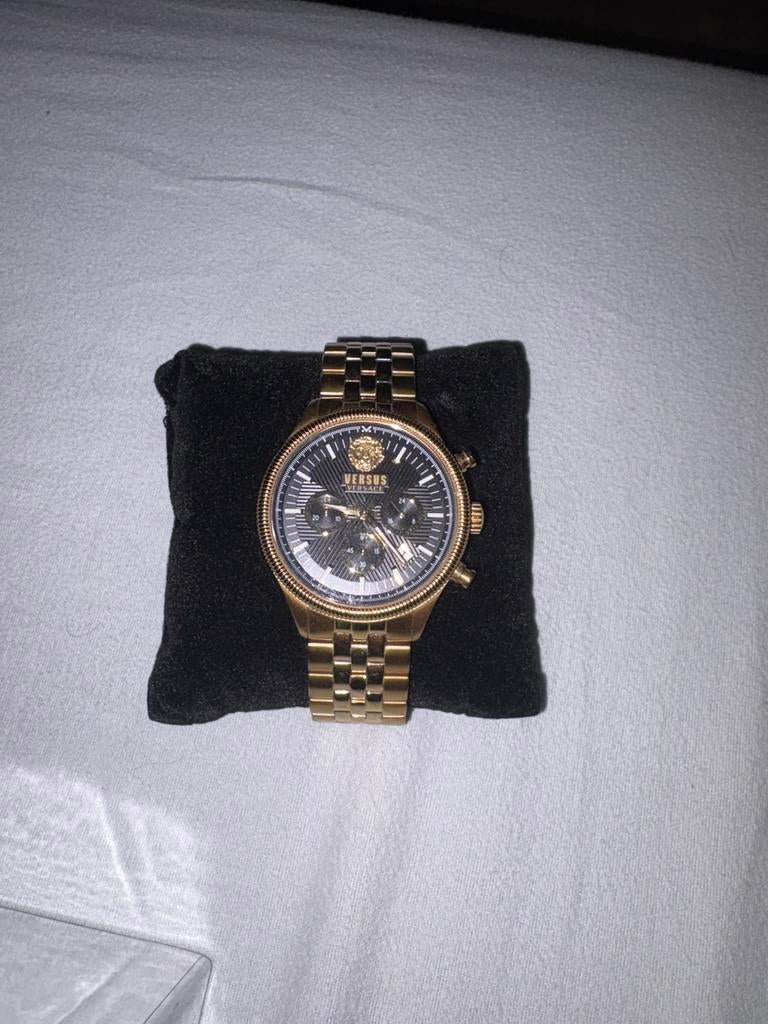 Versace horloge, Handtassen en Accessoires, Polshorloge, Zo goed als nieuw, Goud, Goud