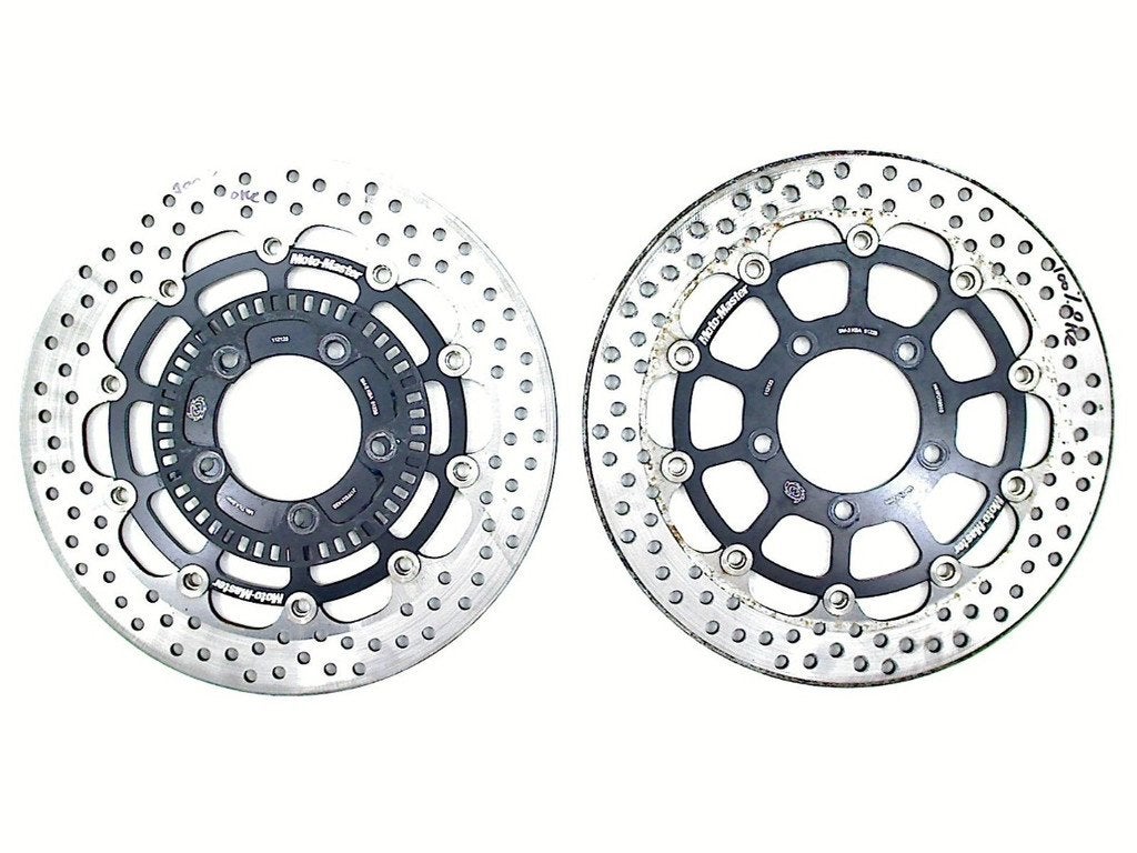 FREIN DISQUE AVANT Kawasaki, Dhr. S. di Majo, Utilisé, Info@cama-motorparts.nl, P.J. Troelstraweg 8 8
3144 CX  MAASSLUIS, NL
