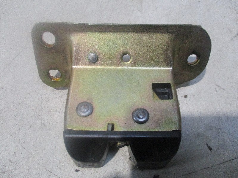 SLOTVANGER ACHTERKLEP Volvo S40 (VS) (01-1995/12-2004), Gebruikt, Info@volvocars.com, Volvo, Volvo Car Germany GmbH