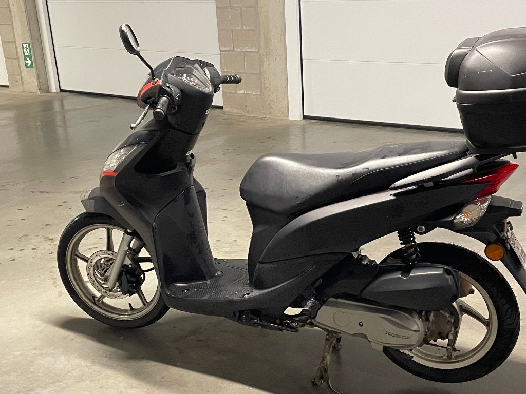 Honda Vision 50cc, ultra betrouwbare brommer oktober 2016, Vélos & Vélomoteurs, Autres modèles, 1 vitesses, Classe B (45 km/h)