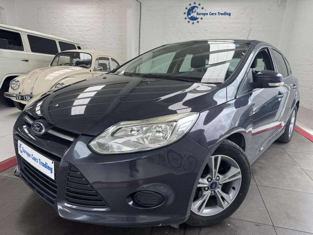 Ford Focus 3 EDITION 5D 1.0 EcoBoost 125ch DISTRIBUTION OK G, Auto's, Focus, Stof, Gebruikt, Bedrijf
