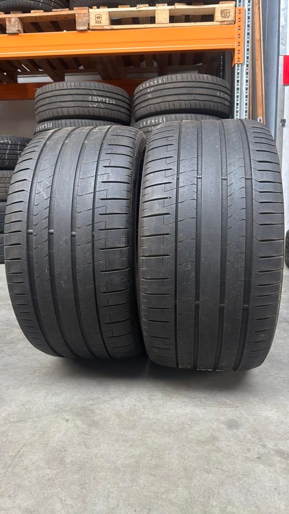 3153022 315/30/22 315/30R22 zomer merk Pirelli, Ophalen