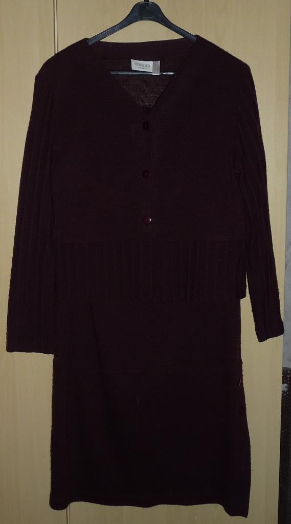 Ensemble jupe et gilet en laine acrylique T38-40, Vêtements | Femmes, Taille 38/40 (M), Enlèvement ou Envoi, Porté, Violet