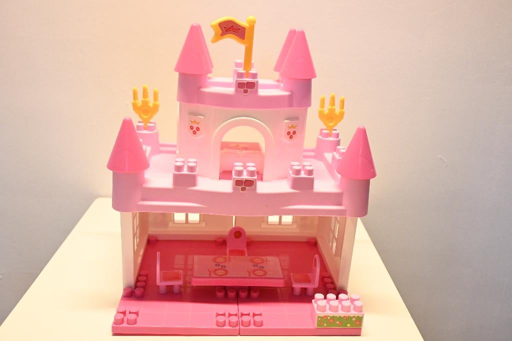 Prinsessen kasteel, Kinderen en Baby's, Speelgoed | Poppenhuizen, Ophalen, Zo goed als nieuw, Poppenhuis