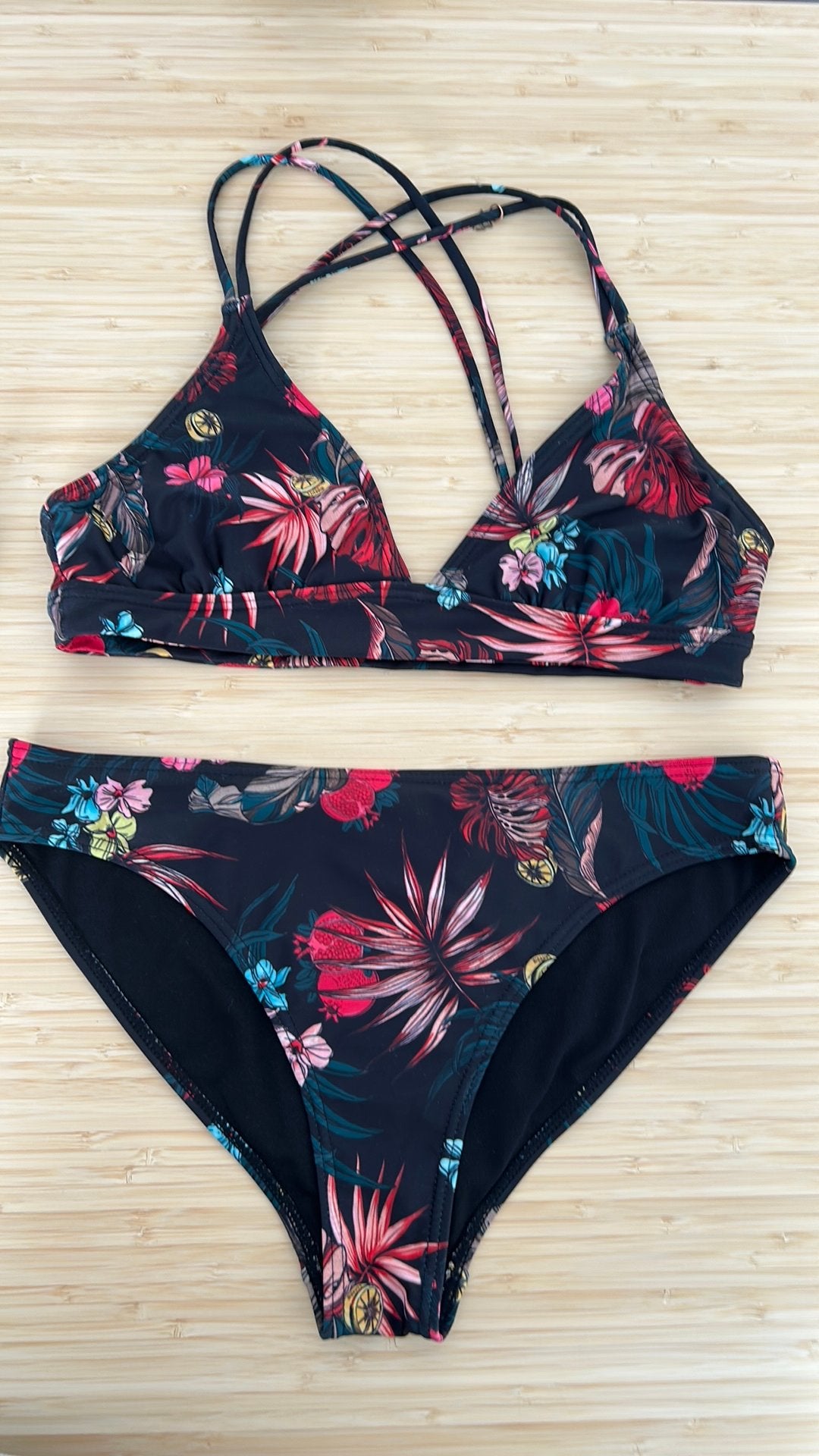 Bikini met 2 top Brunotti, Verzenden, Zo goed als nieuw, Bikini