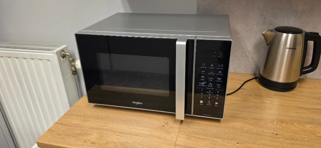 microgolf met grillfunctie Whirlpool 616/01 SL, Elektronische apparatuur, Microgolfovens, Ophalen, Grill, Zo goed als nieuw, Draaiplateau
