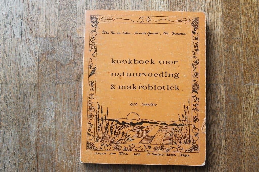 Kookboek voor natuurvoeding en macrobiothiek Lima, Gelezen, Dieet en Voeding, Ophalen of Verzenden, Elza Van der Seelen e.a.