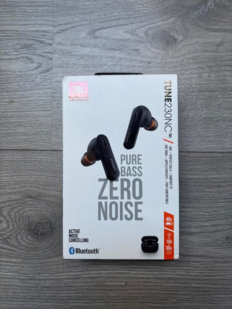 JBL TUNE 230NC TWS, Ophalen of Verzenden, Zo goed als nieuw, JBL