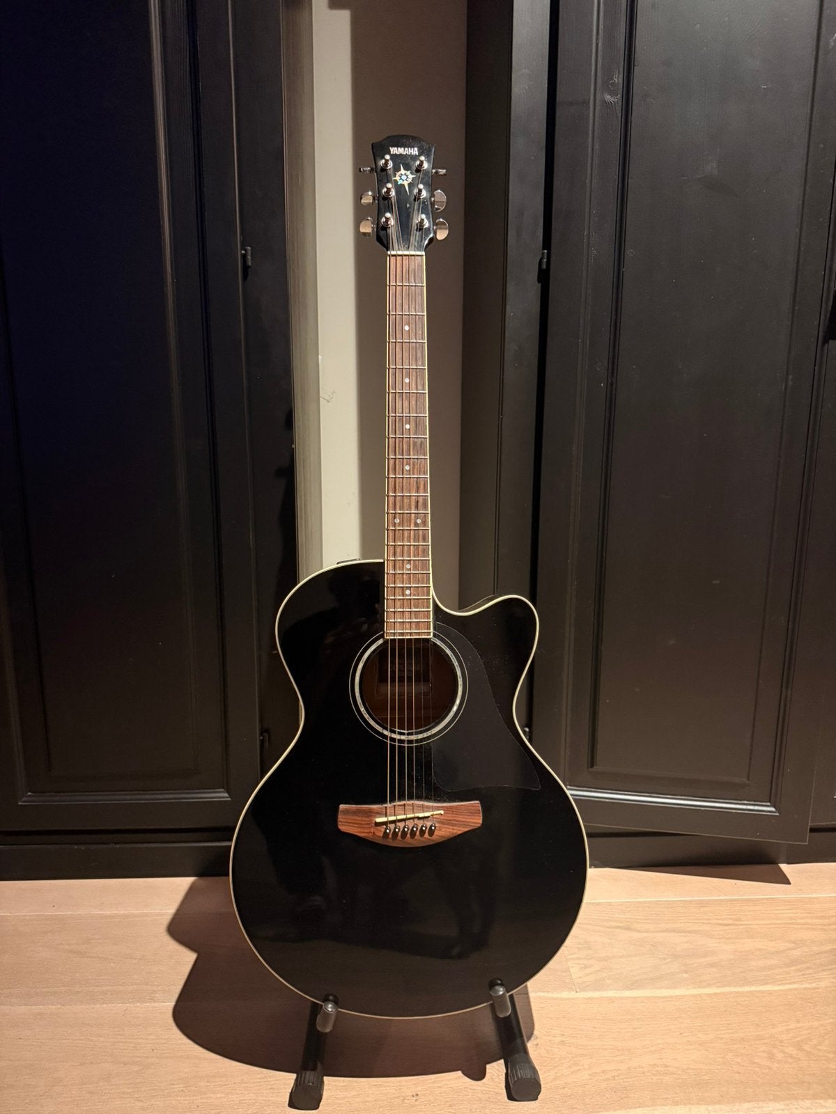 Yamaha CPX500BL Elektro-akoestische gitaar, Ophalen, Zo goed als nieuw