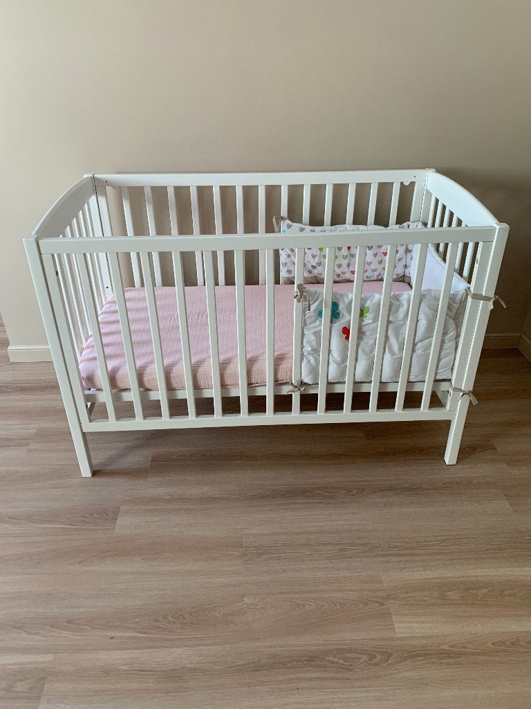 Lit bébé Ikea Gulliver 60 x 120 cm, avec matelas etalèze, Moins de 70 cm, Utilisé, Moins de 140 cm, Enlèvement