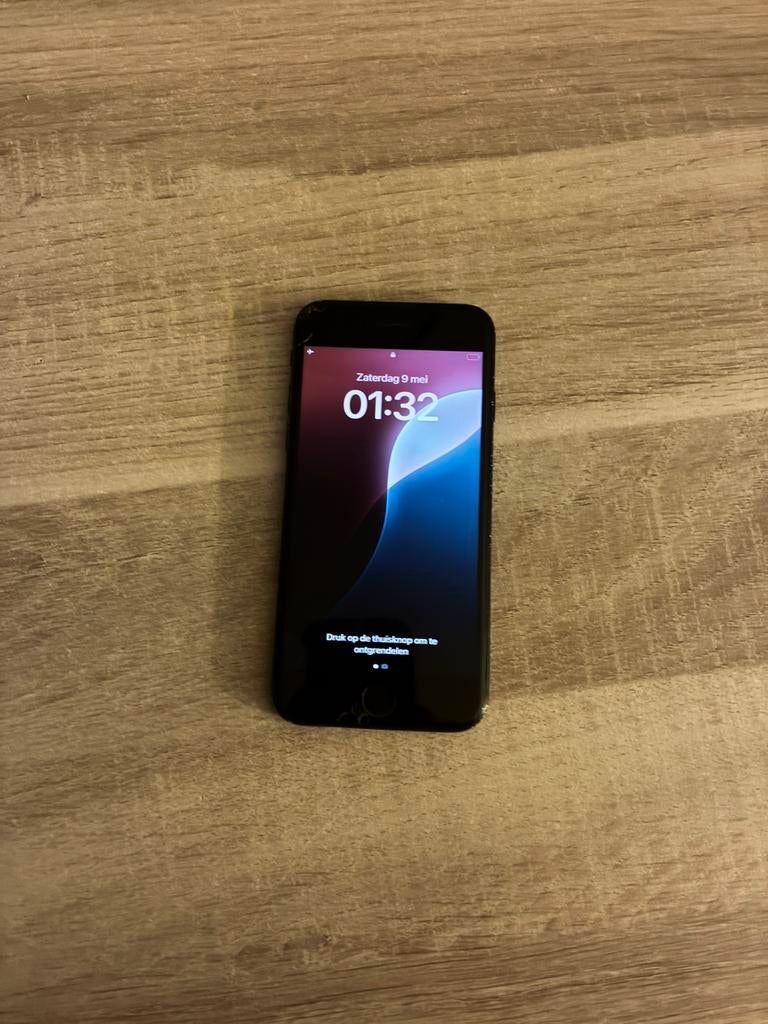 Iphone SE, Ophalen, Zo goed als nieuw